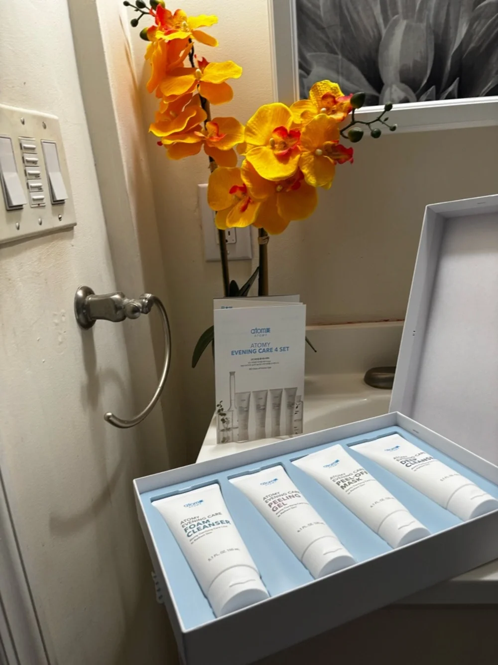 Evening Care 4-Set Skincare Kit - White